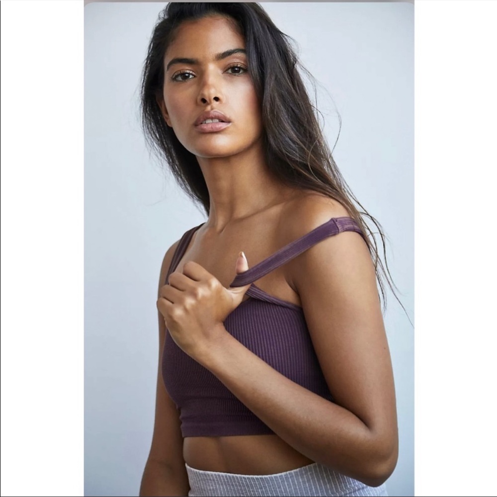 Free People Movement Happiness Runs Square Neck Crop Tank in Brushed Maroon NWOT - Picture 2 of 7